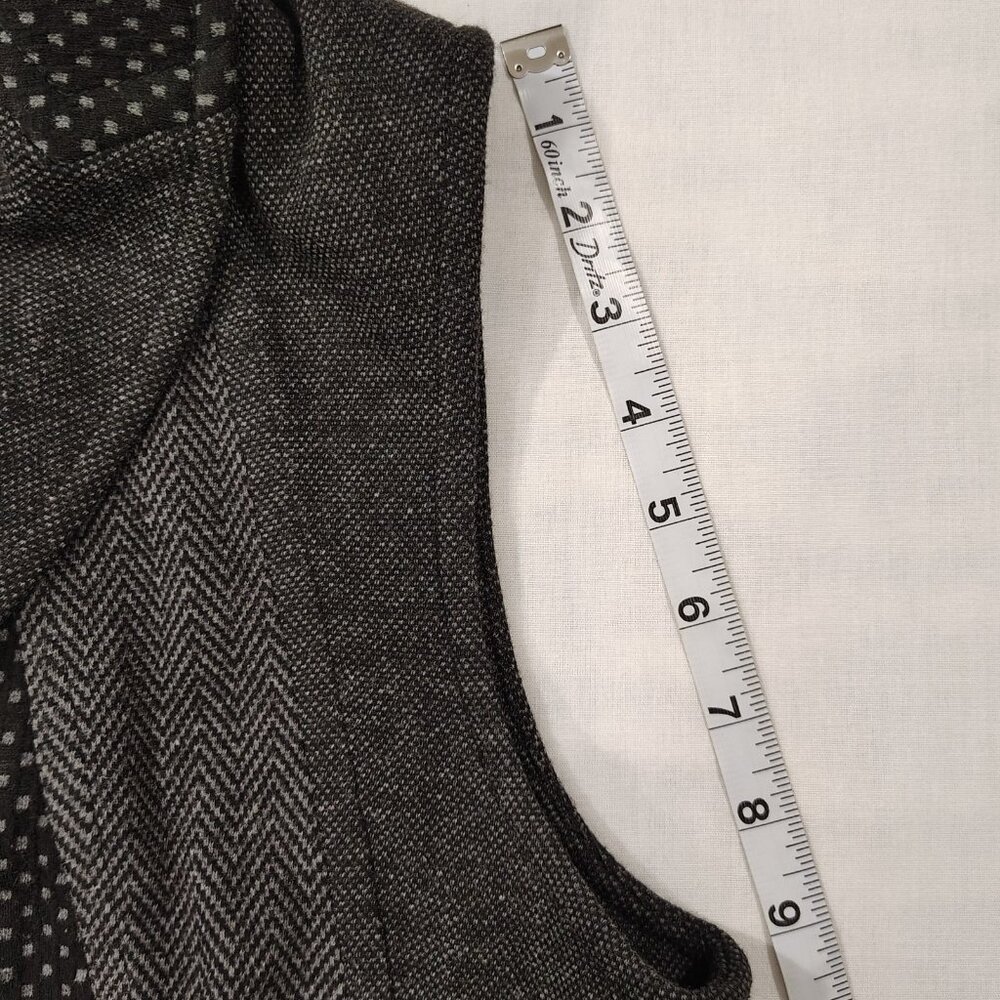 Coldwater Creek Herringbone Knit Vest M 10-12 Sleeveless Career Casual Gray - Picture 14 of 16